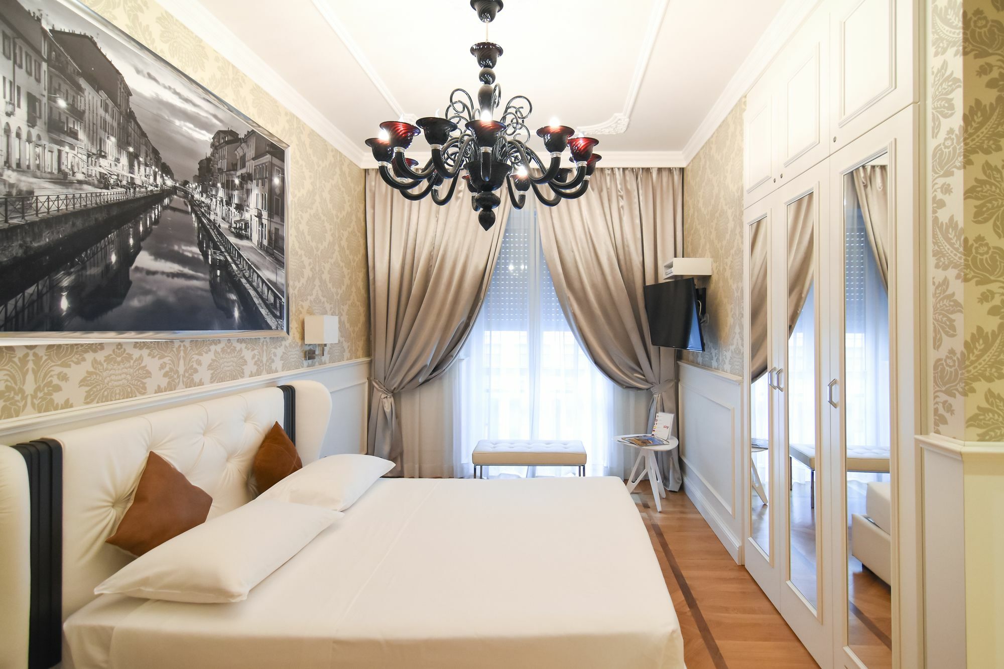 Duomo Rooms Milan Exterior photo